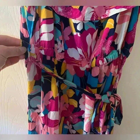 Woman’s Floral a.n.a Off the Shoulder Wrap Midi Length Dress Size Small - Picture 2 of 5